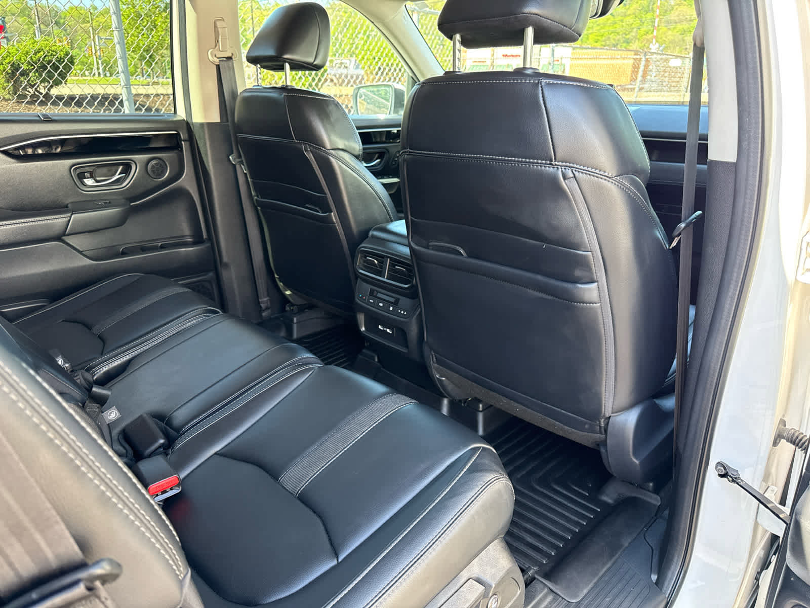 Used 2023 Honda Pilot EX-L image 31