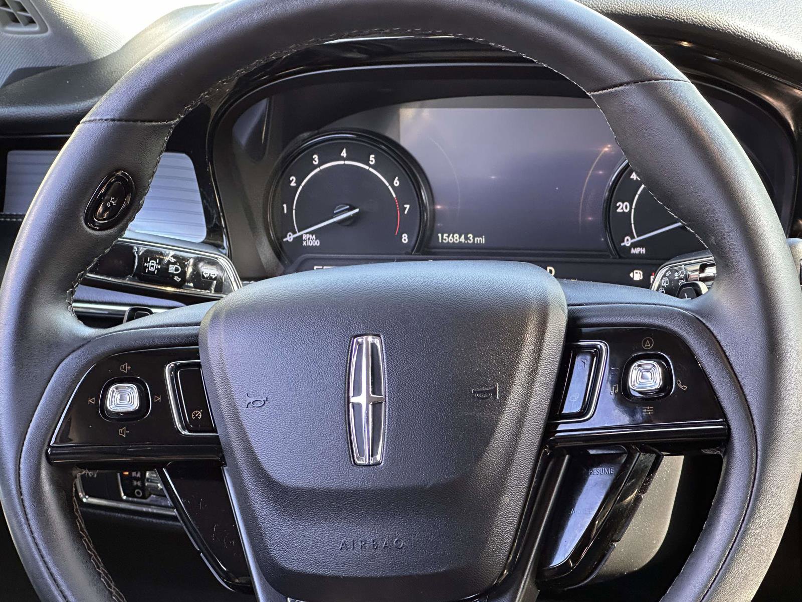 Used 2022 Lincoln Corsair AWD w/ Equipment Group 101A image 19