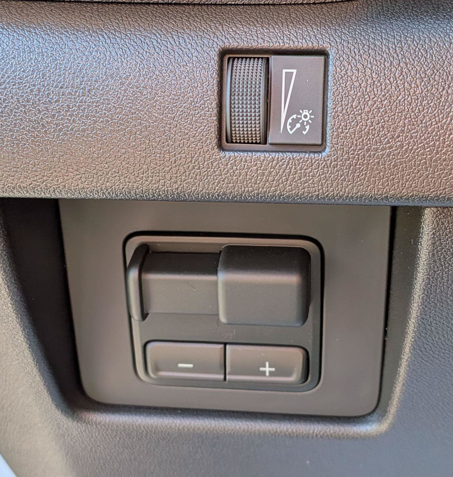 New 2026 GMC Canyon Elevation w/ Convenience Package AWD/4WD image 13