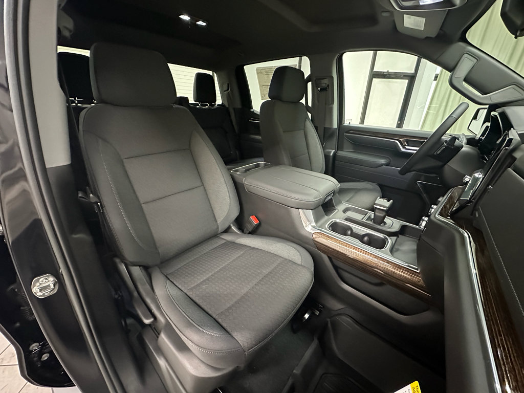 New 2026 GMC Sierra 1500 Elevation w/ LPO, Elevation Black Package image 21