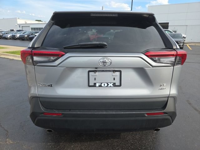 Used 2020 Toyota RAV4 LE w/ All Weather Liner Package AWD/4WD image 6
