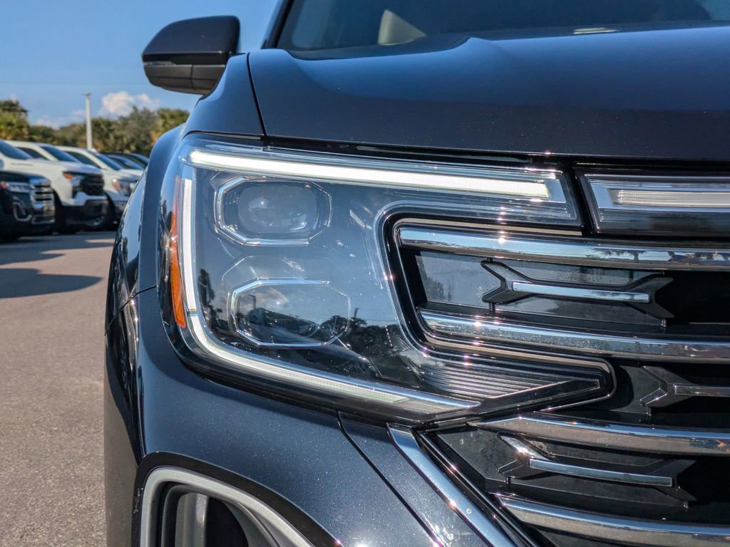 Used 2024 Volkswagen Atlas SEL image 9