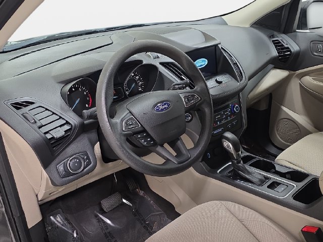 Used 2019 Ford Escape SE FWD image 16