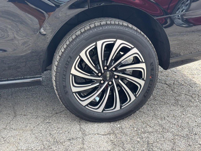 New 2026 Lincoln Navigator Black Label AWD/4WD image 7