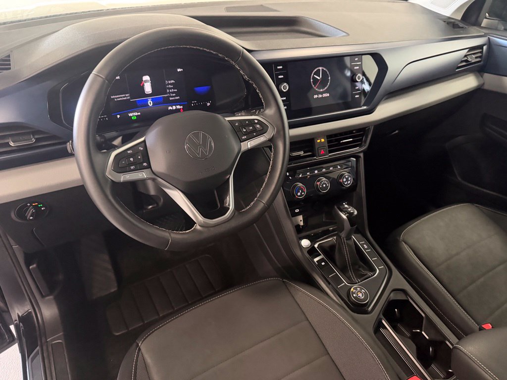 Used 2023 Volkswagen Taos SE AWD/4WD image 11