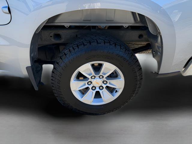 Used 2025 Chevrolet Silverado 1500 LT AWD/4WD image 22