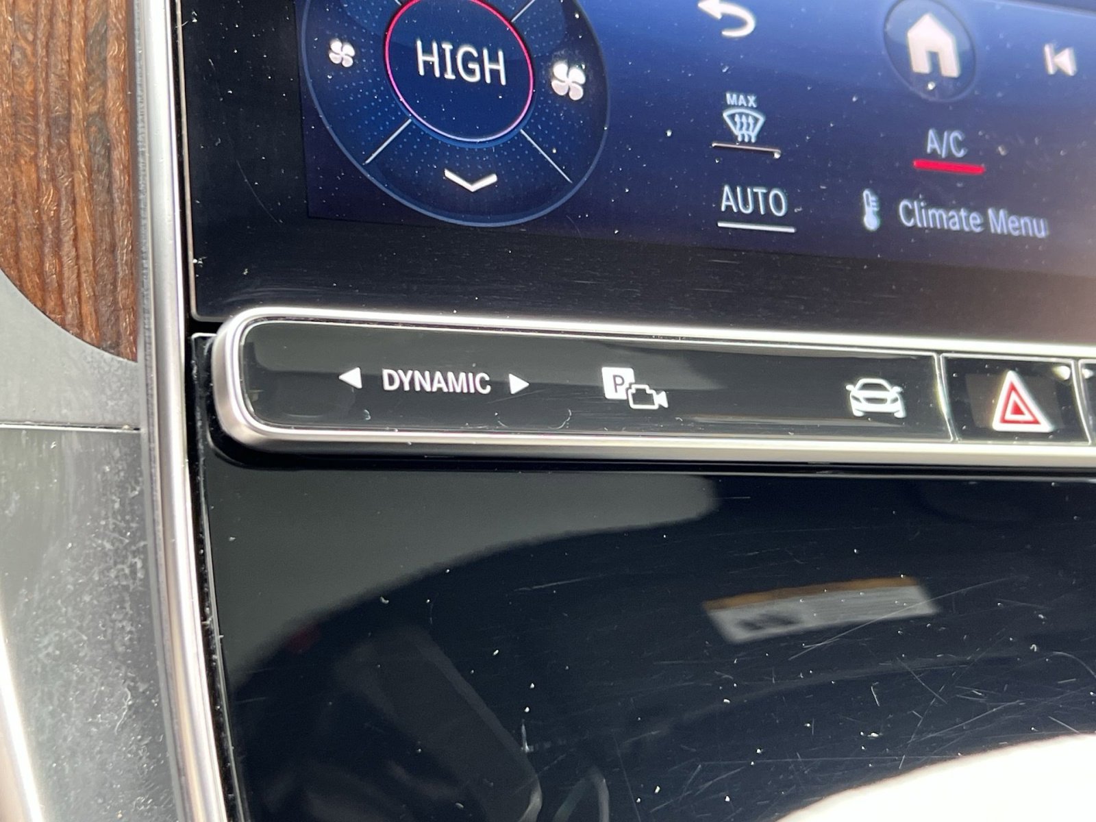 Certified 2024 Mercedes-Benz GLC 300 4MATIC image 32