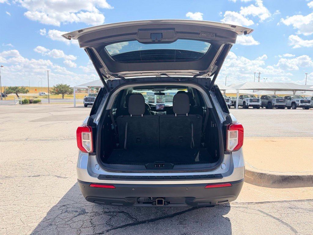Used 2022 Ford Explorer XLT w/ Class IV Trailer Tow Package AWD/4WD image 6
