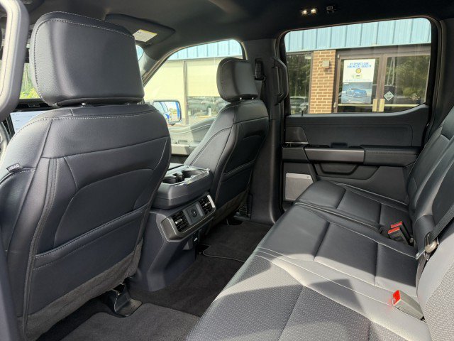 Used 2025 Ford F150 Lariat AWD/4WD image 12