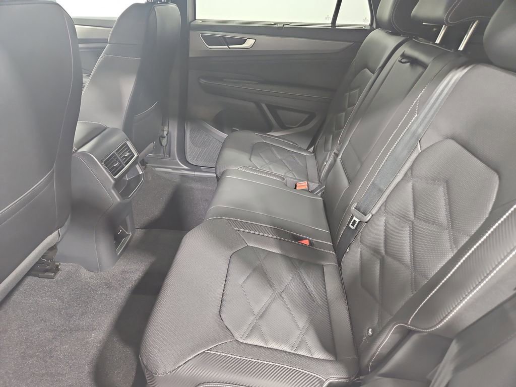 New 2026 Volkswagen Atlas Cross Sport SE image 24