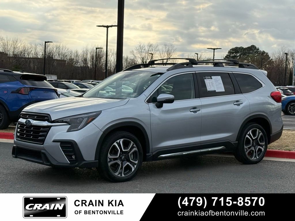 Used 2023 Subaru Ascent Limited AWD/4WD image 3