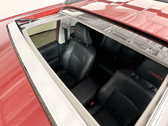 Certified 2020 Toyota 4Runner TRD Off-Road Premium w/ Moonroof Package AWD/4WD image 24