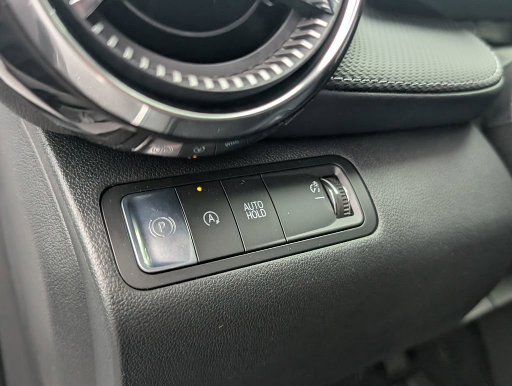 New 2026 Chevrolet Equinox LT w/ Convenience Package II image 16