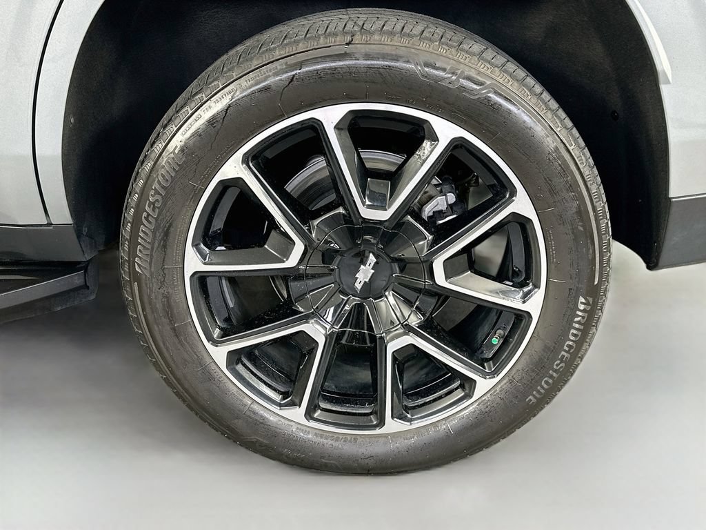 Used 2025 Chevrolet Tahoe RST w/ Comfort Package AWD/4WD image 35