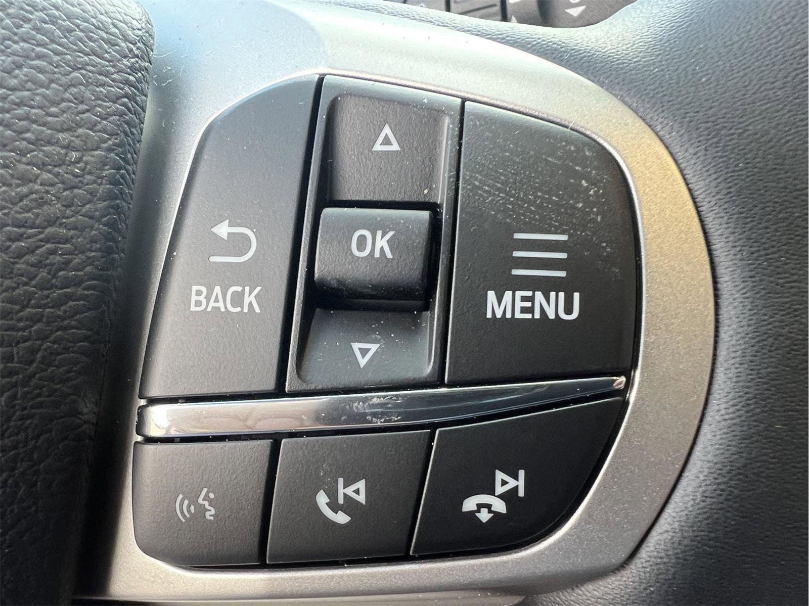 New 2026 Ford Explorer Active AWD/4WD image 18