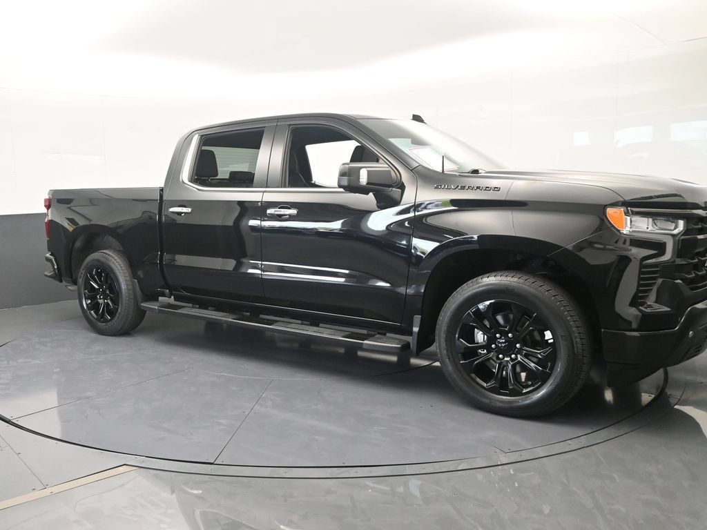 Used 2022 Chevrolet Silverado 1500 LTZ RWD image 8