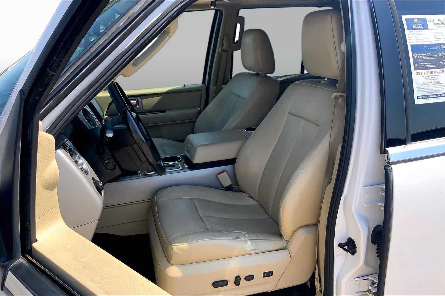 Used 2017 Ford Expedition EL Limited w/ Equipment Group 301A RWD image 8