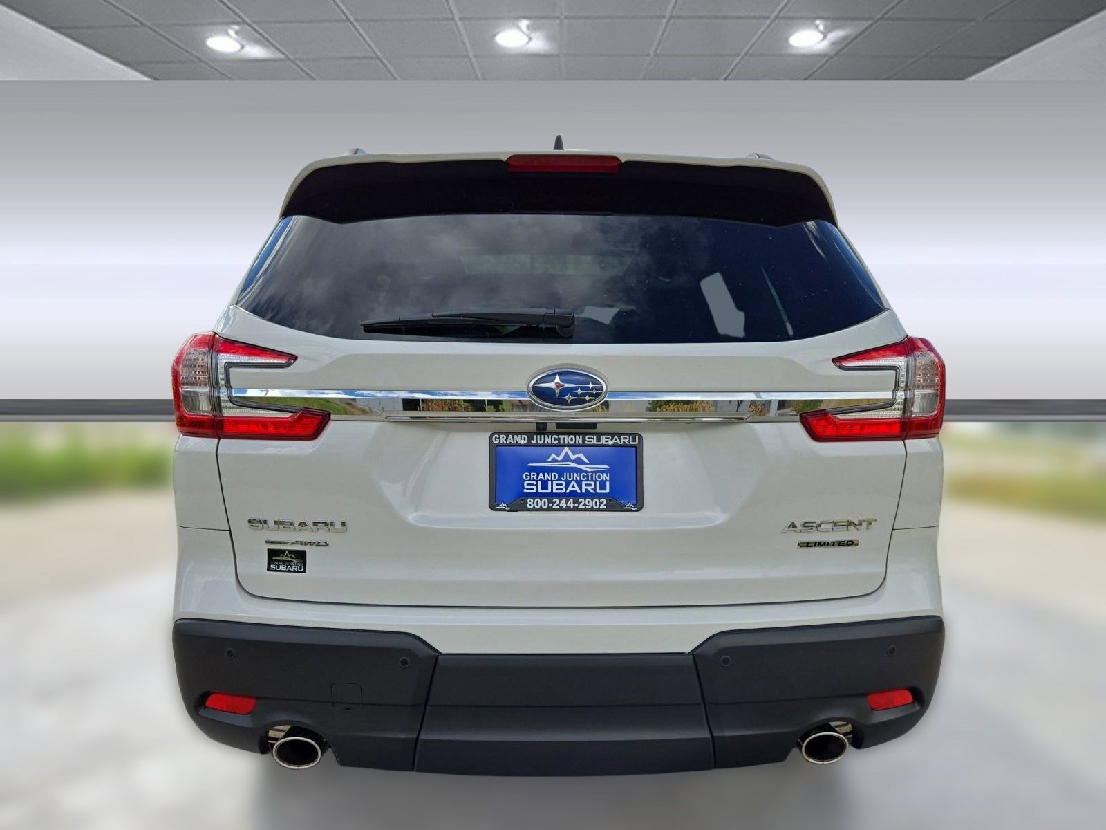 New 2025 Subaru Ascent Limited image 9