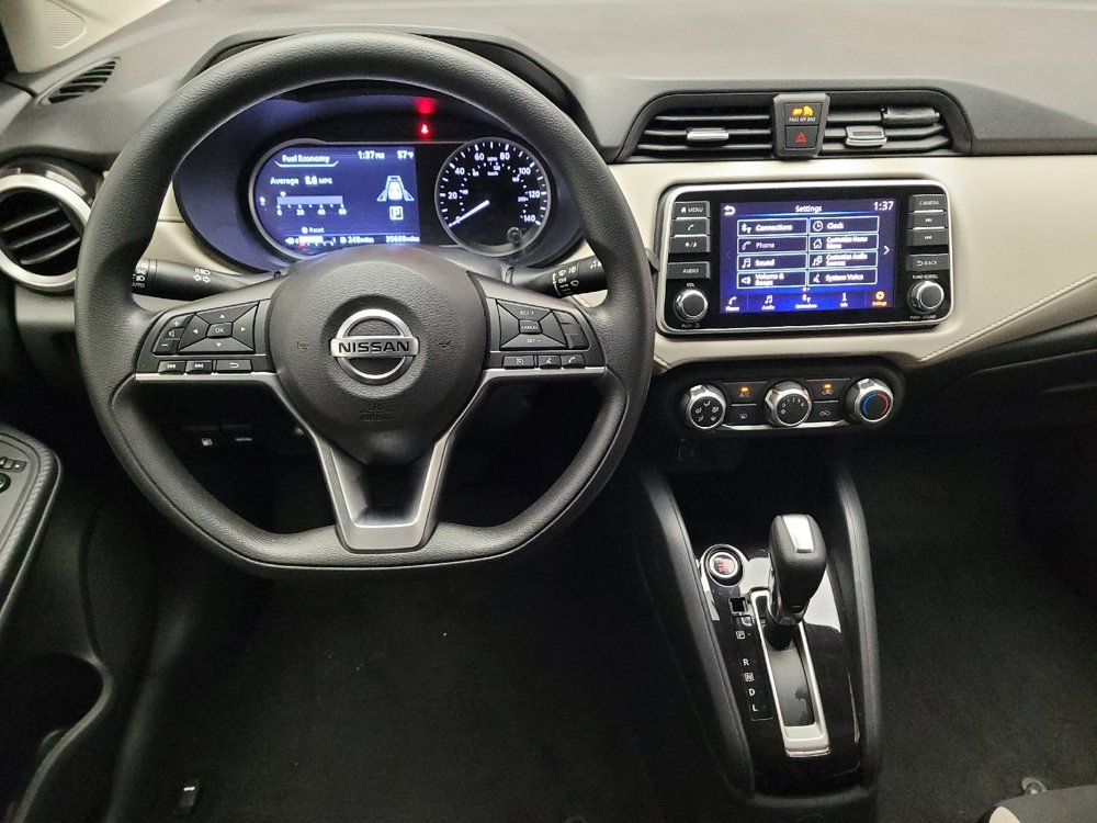 Used 2021 Nissan Versa SV FWD image 22
