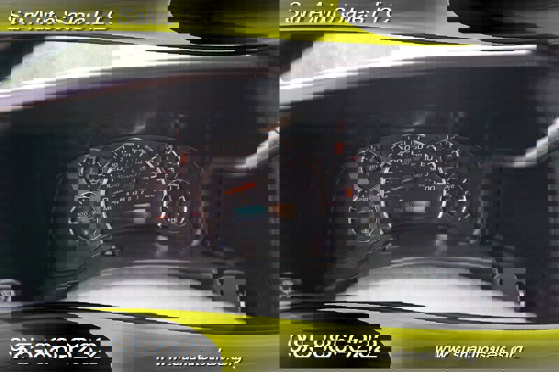 Used 2010 Chevrolet Express 1500 image 25