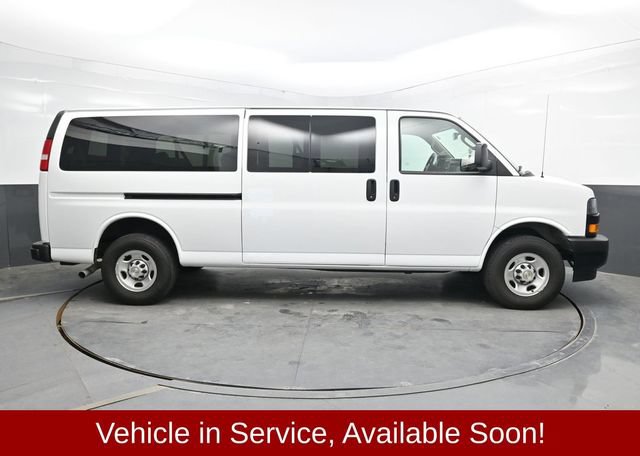 Used 2024 Chevrolet Express 3500 LS RWD image 8