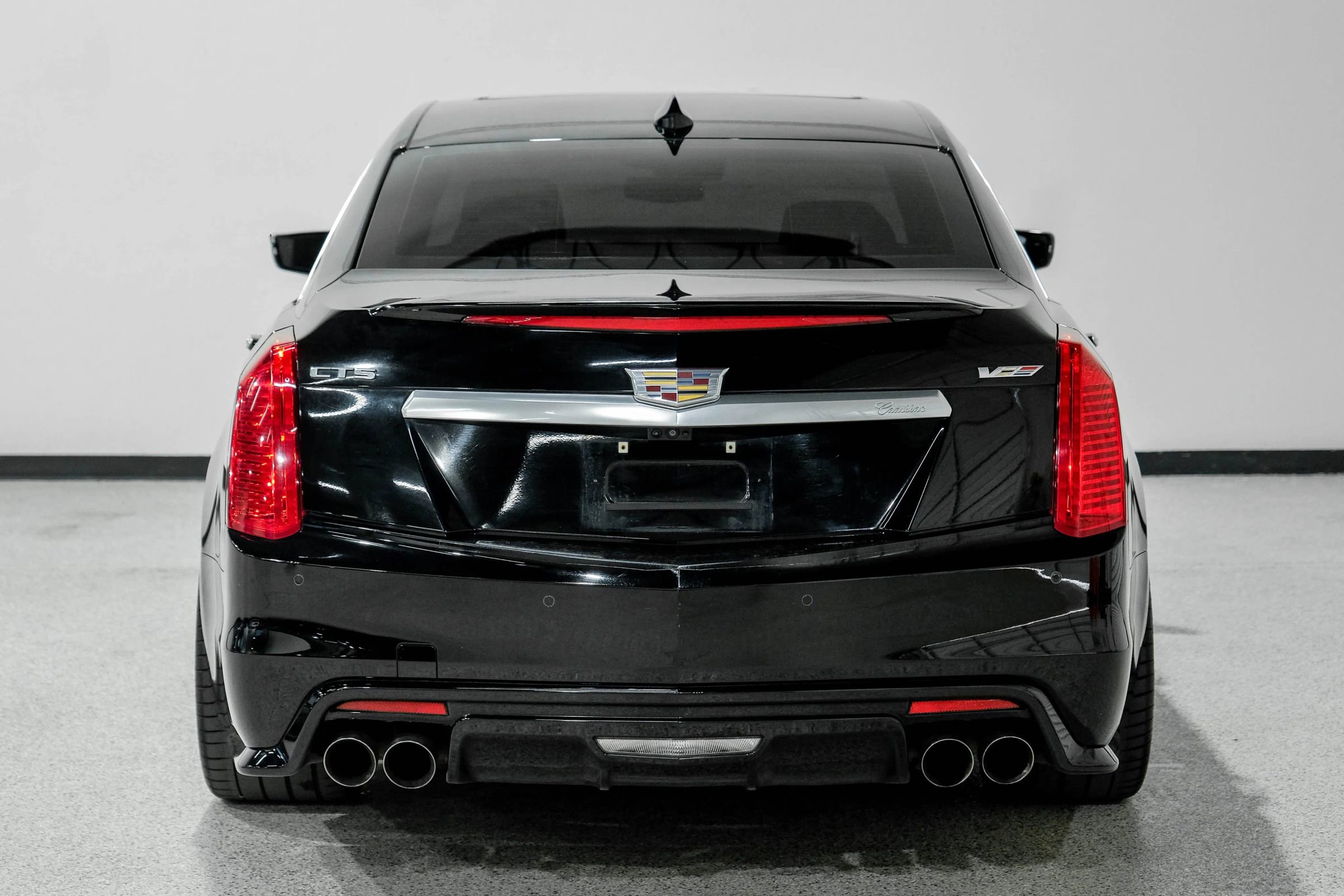 Used 2018 Cadillac CTS V w/ Luxury Package image 7
