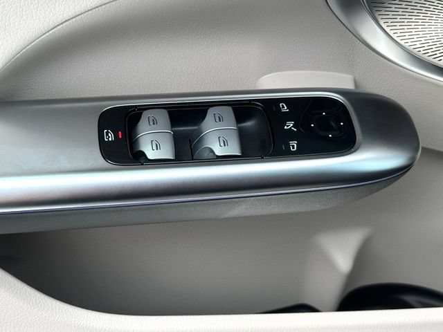 New 2026 Mercedes-Benz C 300 4MATIC Sedan image 34