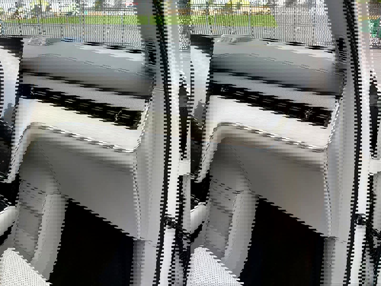 New 2025 Volvo EX90 Ultra image 28