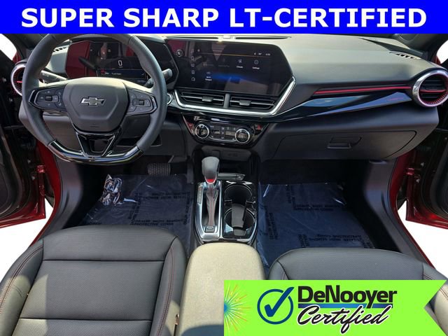 Used 2024 Chevrolet Trax RS w/ Sunroof Package image 9