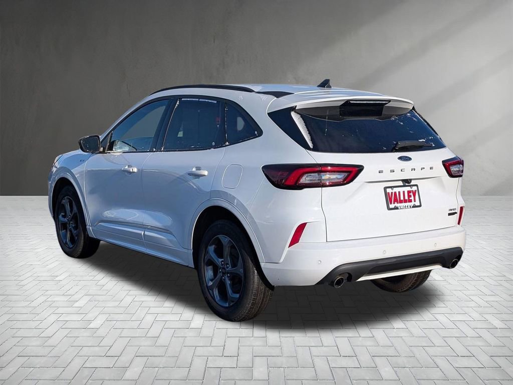Used 2023 Ford Escape ST-Line w/ Tech Pack #1 image 7