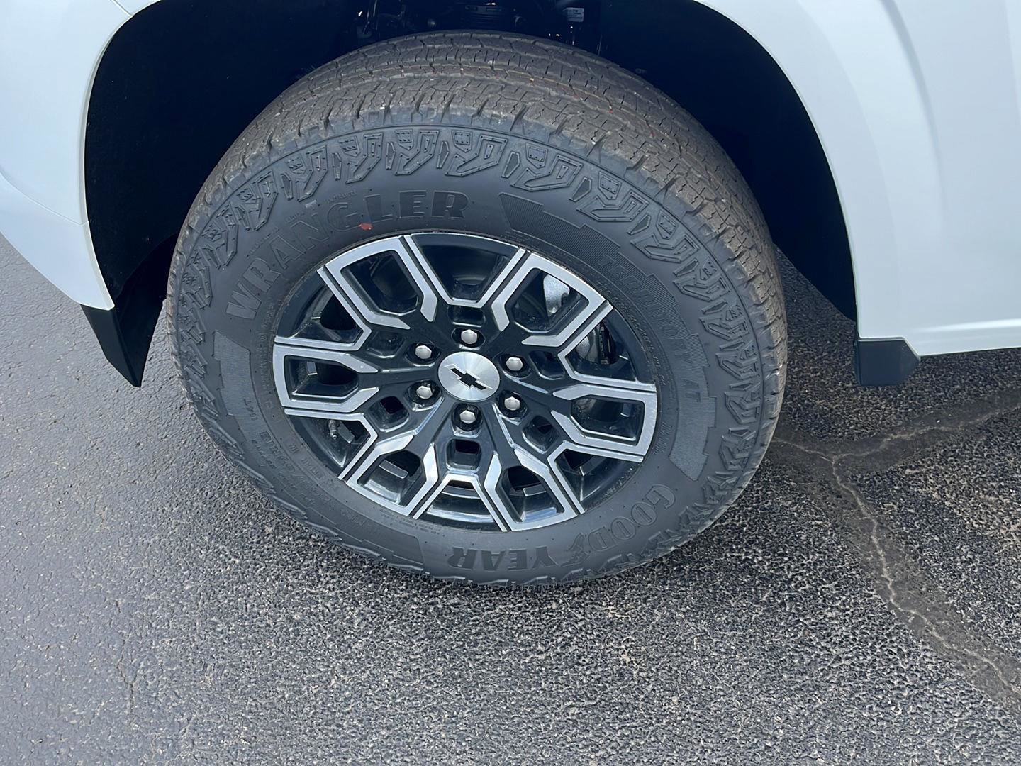 New 2026 Chevrolet Colorado Z71 AWD/4WD image 32