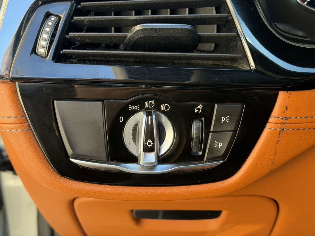 Used 2019 BMW M5 w/ Executive Package image 22