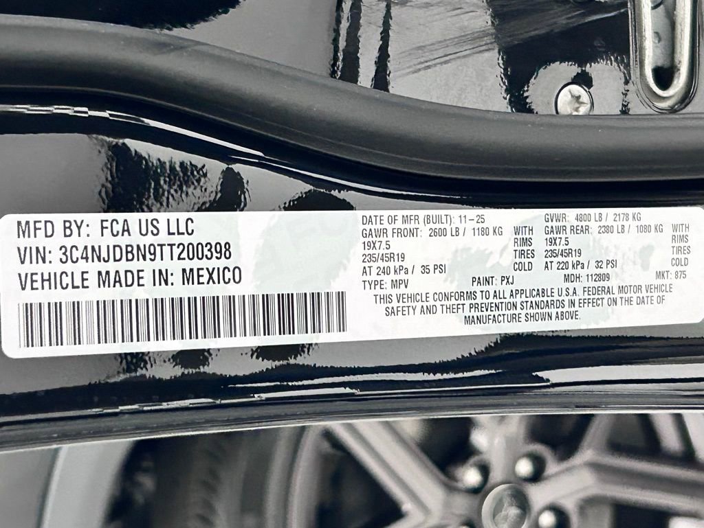 New 2026 Jeep Compass Latitude image 22