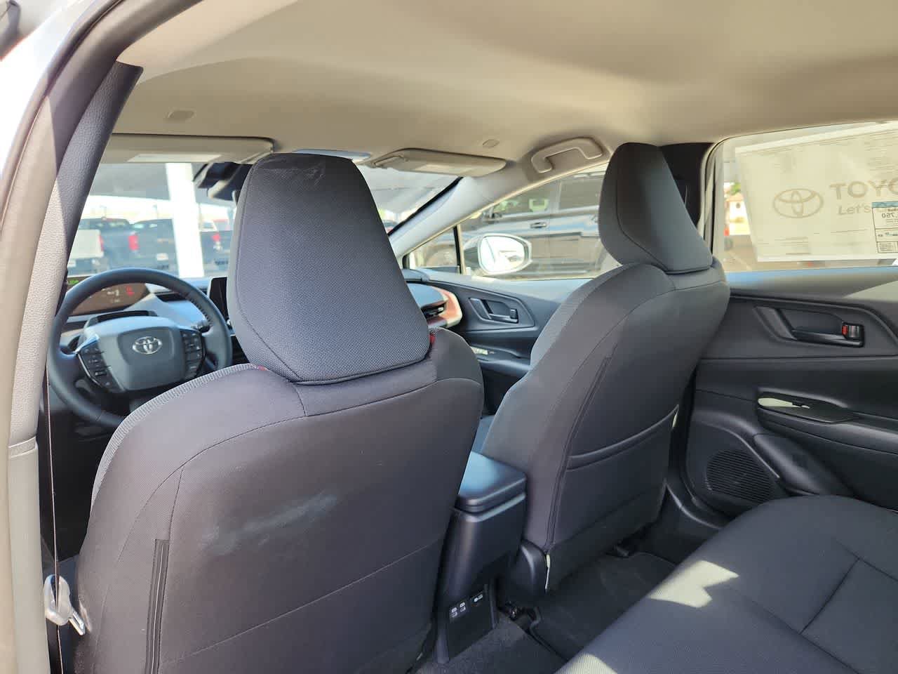 New 2026 Toyota Prius Plug-In Hybrid FWD image 16
