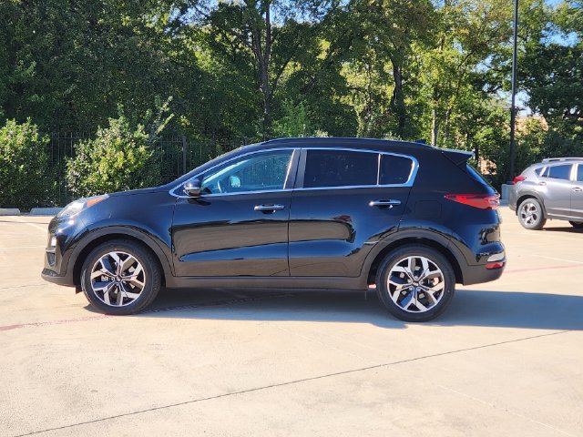Certified 2022 Kia Sportage EX FWD image 4
