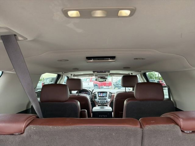 Used 2019 Chevrolet Suburban Premier AWD/4WD image 38