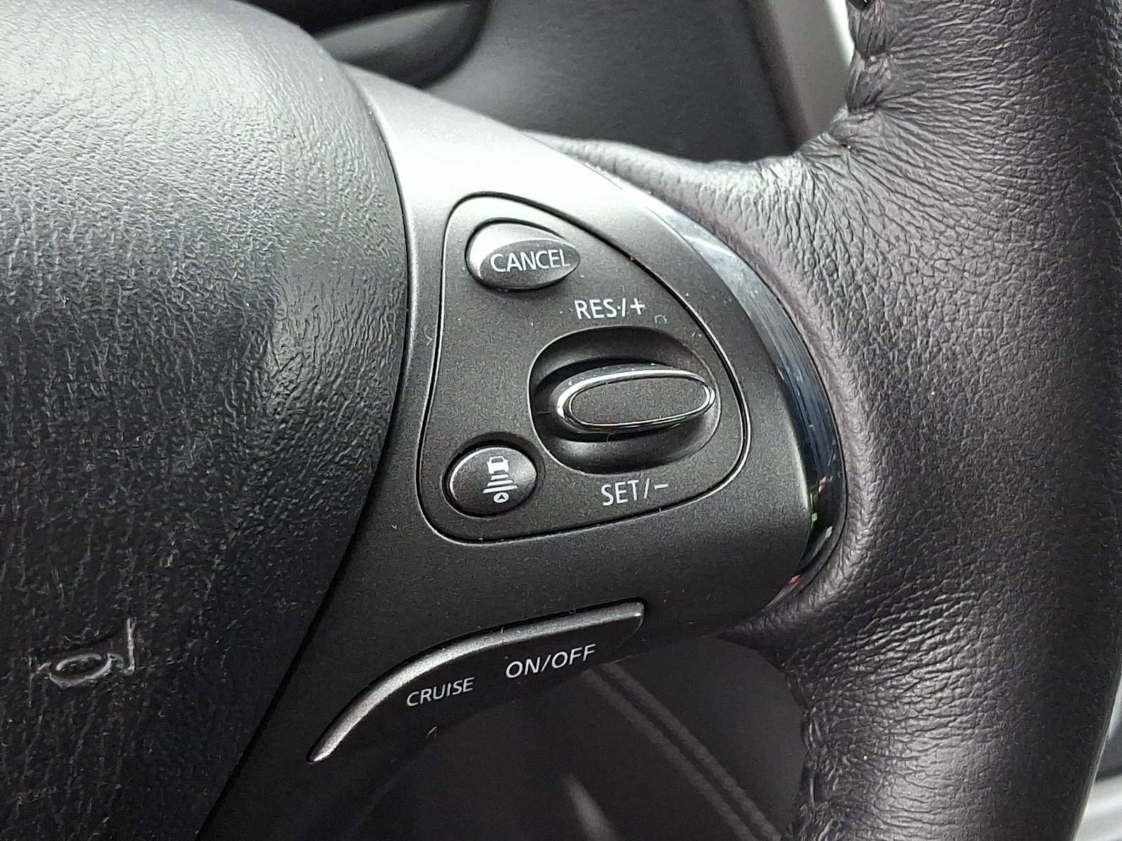 Used 2020 Nissan Murano SL image 23