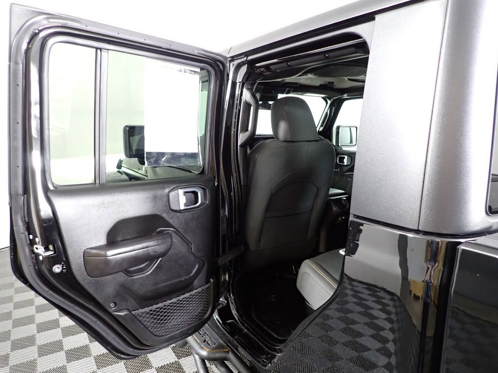 Used 2024 Jeep Gladiator Sport AWD/4WD image 30