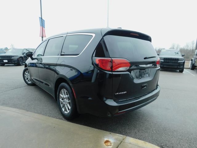 New 2026 Chrysler Voyager LX FWD image 25