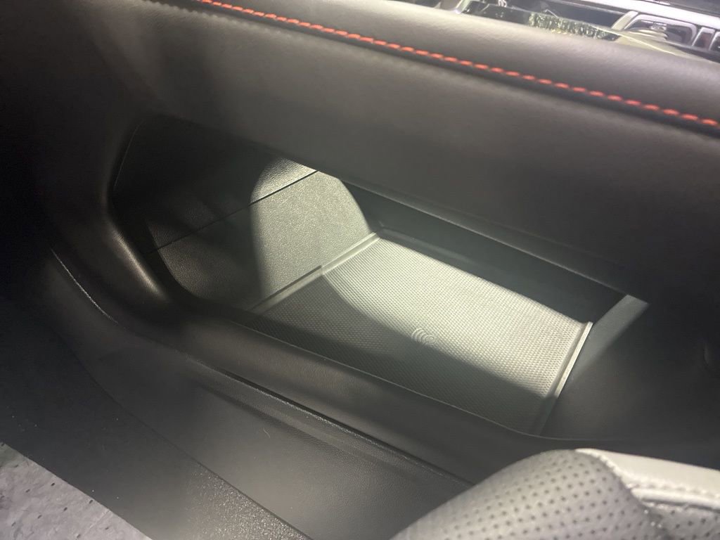 Used 2025 Volkswagen Atlas Peak Edition SE image 17