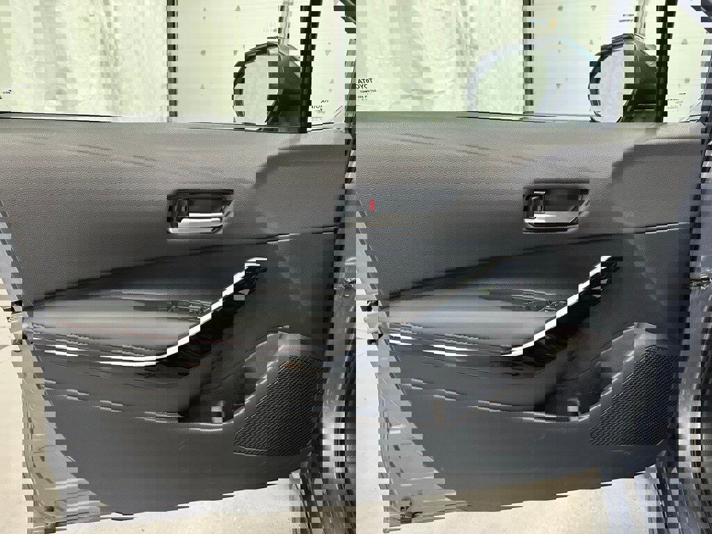 Used 2025 Toyota Corolla XSE image 8