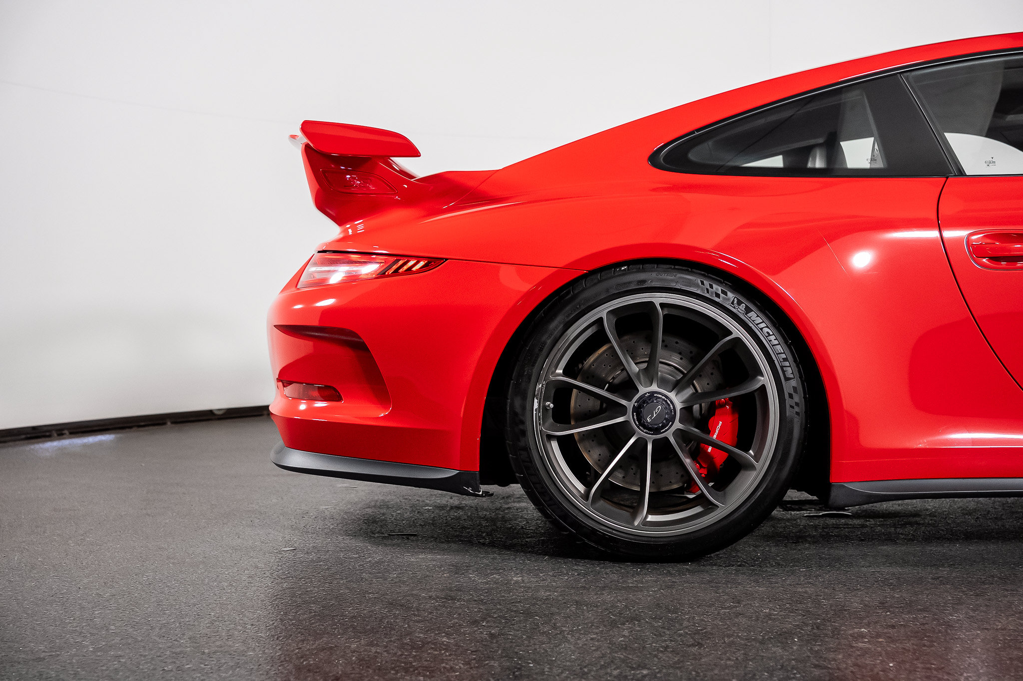 Used 2015 Porsche 911 GT3 RWD image 31