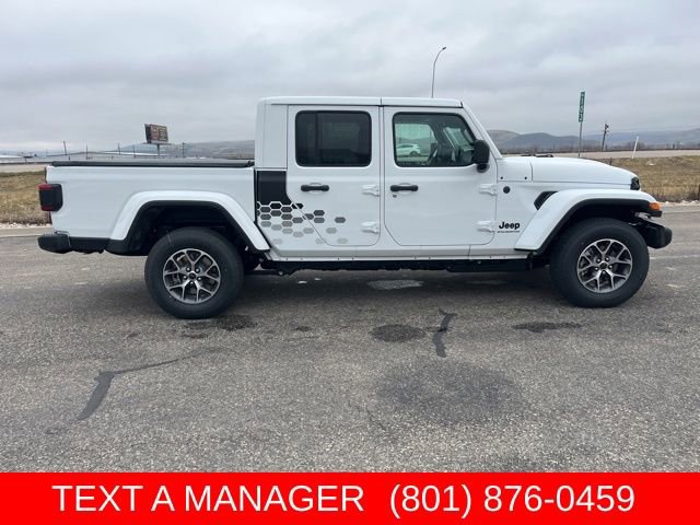 New 2026 Jeep Gladiator Sport AWD/4WD image 2