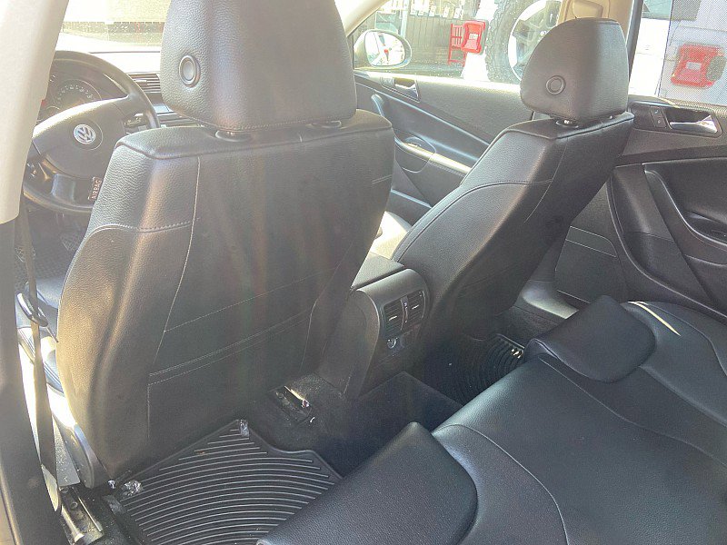 Used 2008 Volkswagen Passat 2.0T image 17