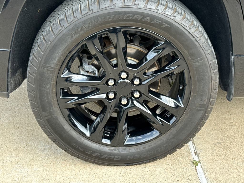 Used 2018 Chevrolet Traverse High Country image 9