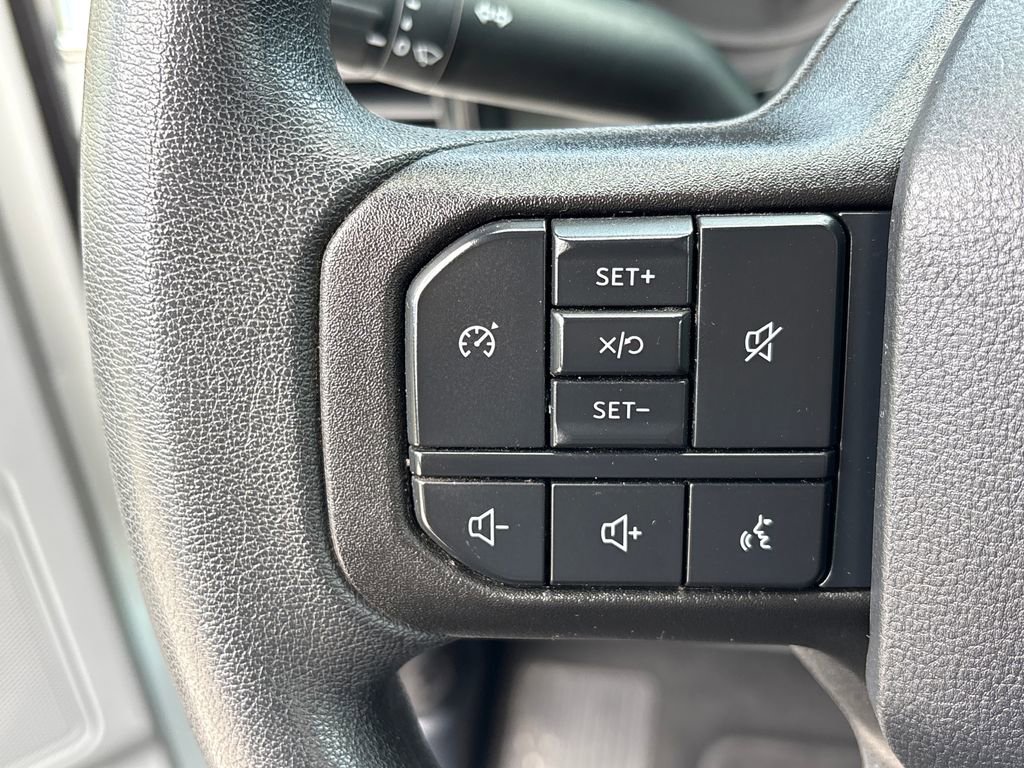 Certified 2025 Ford F250 XLT AWD/4WD image 17