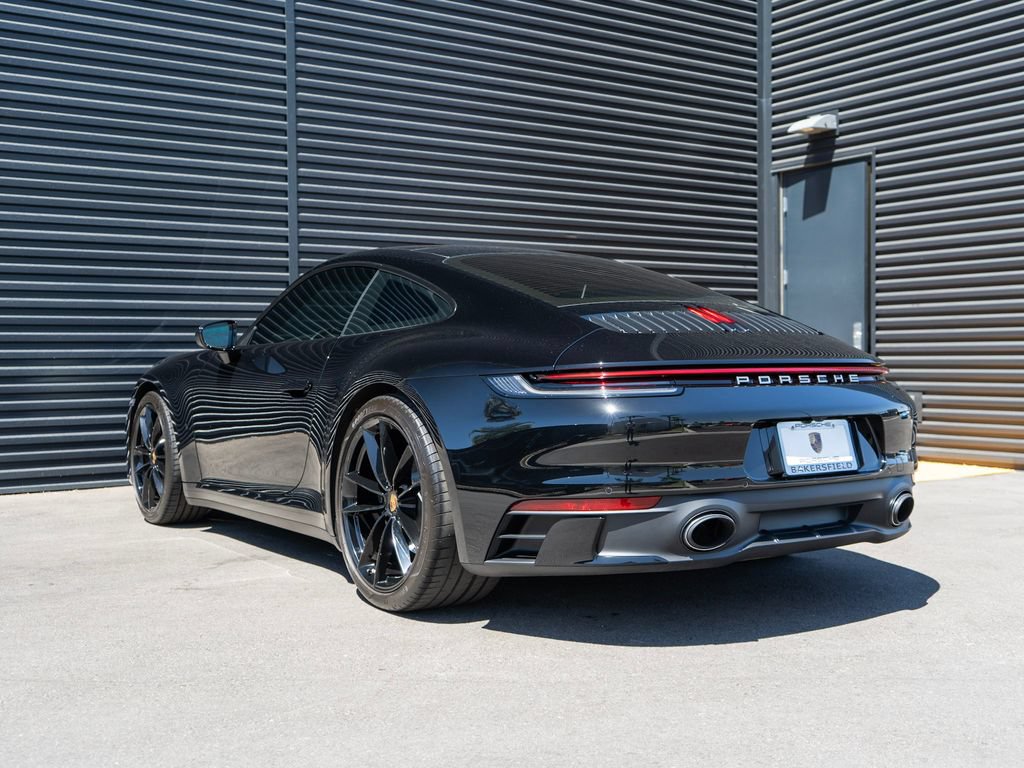 Used 2024 Porsche 911 Carrera S RWD image 3