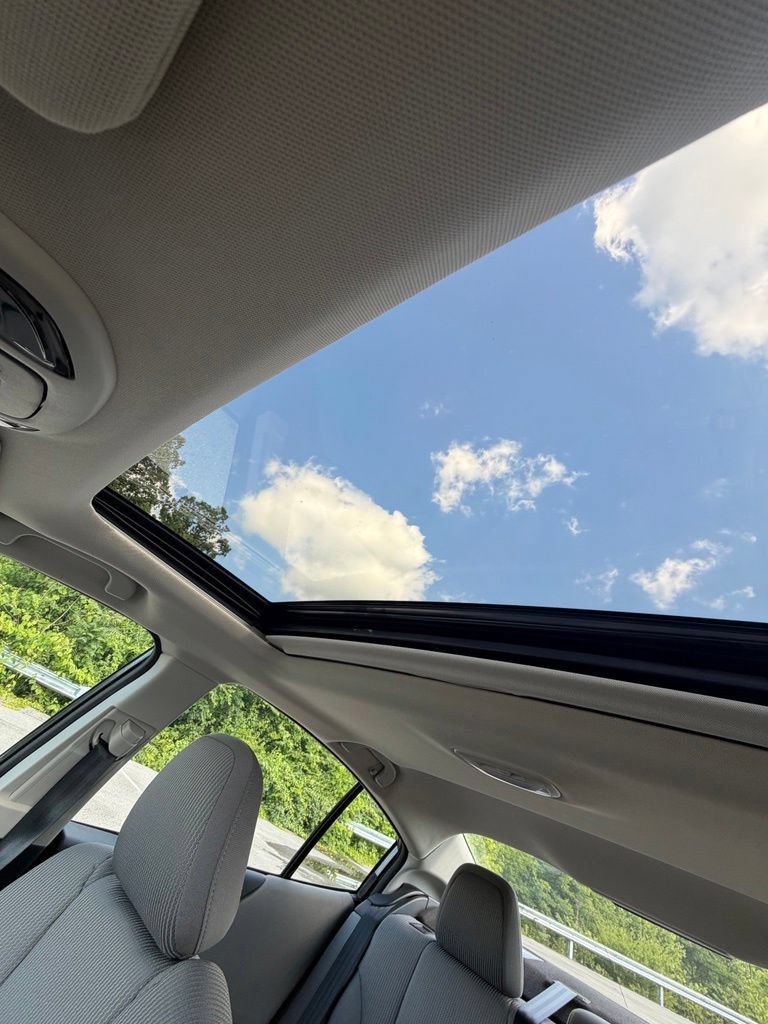 Used 2025 Subaru Legacy Premium AWD/4WD image 27