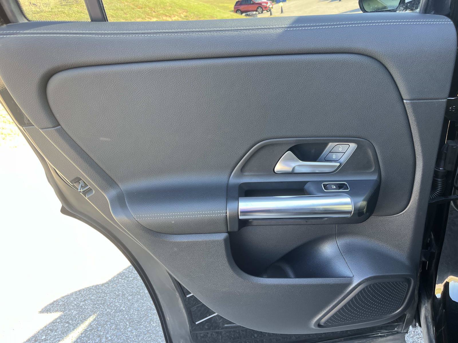 Used 2021 Mercedes-Benz GLA 250 4MATIC image 19