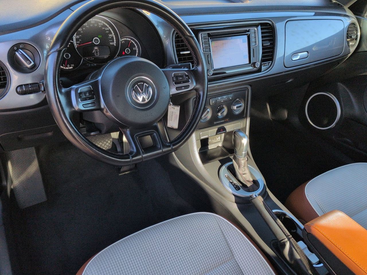 Used 2016 Volkswagen Beetle 1.8T Classic image 21